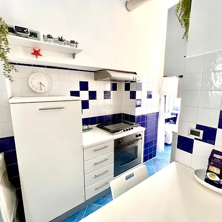 Victoria House - Dal Budello Al Mare *