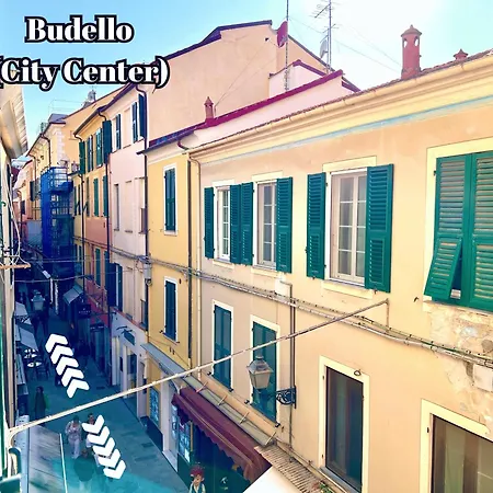 Victoria House - Dal Budello Al Mare Apartment
